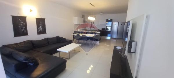 4 bedroom Maisonette to rent in Għargħur - €1,800 - 180m²
