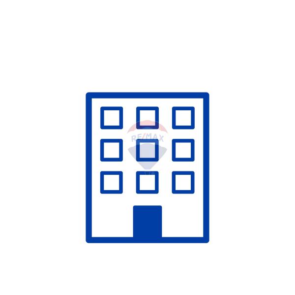 Fleur De Lys Apartment - Image 1