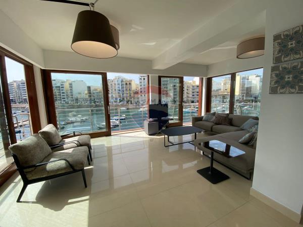 2 bedroom Townhouse to rent in St. Julian's - €4,500