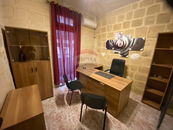 Office space to rent in Vittoriosa