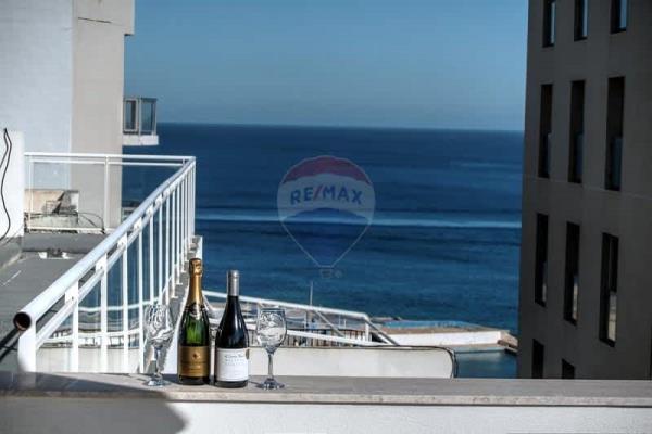 1 bedroom Penthouse to rent in Sliema - €1,800