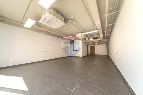 Office block to rent in Sliema