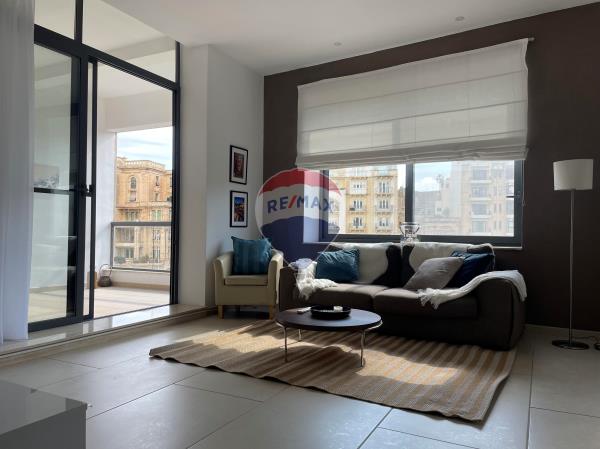 St Julian's Apartment - Image 1