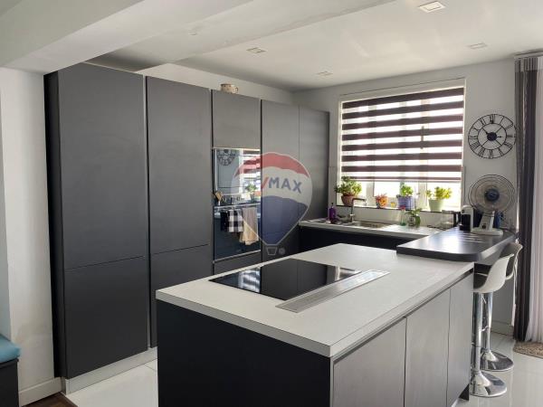 Manikata Penthouse - Image 1