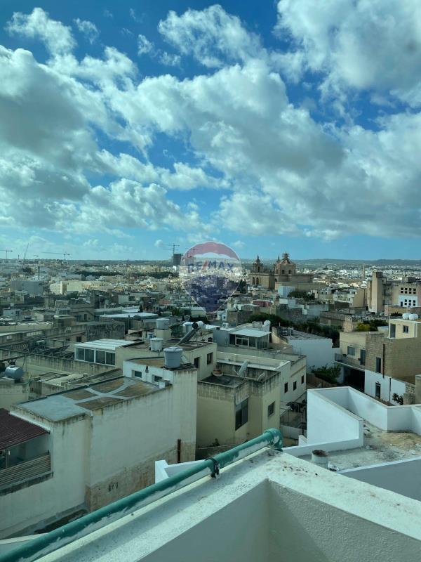 Office space to rent in Birkirkara