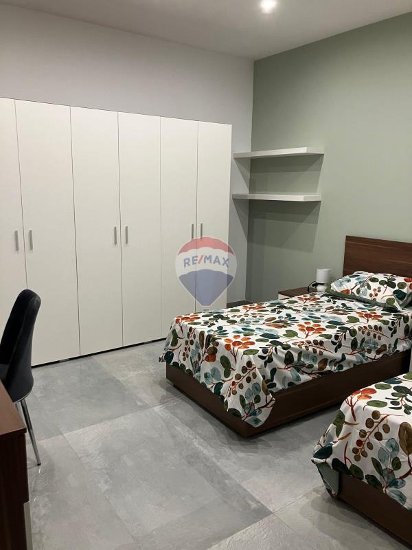 Zebbiegh Apartment - Image 1