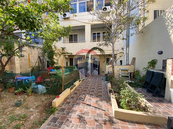 Guardamangia Apartment - Image 1