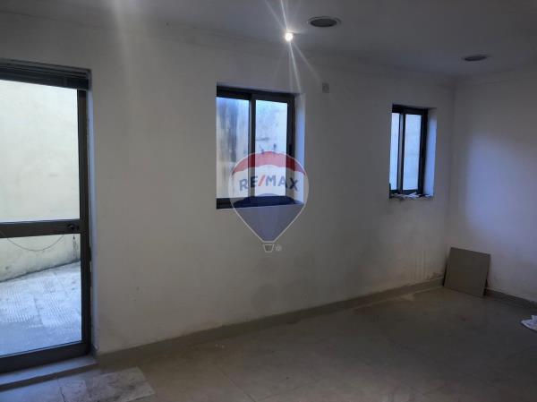 Shop to rent in Sliema