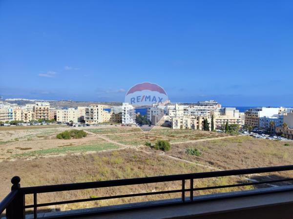 Qawra Apartment - Image 1