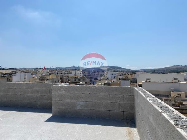 3 bedroom Penthouse for sale in Mosta - €558,000 - 120m²