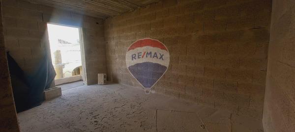 2 bedroom Apartment for sale in Żebbuġ - €330,000 - 100m²