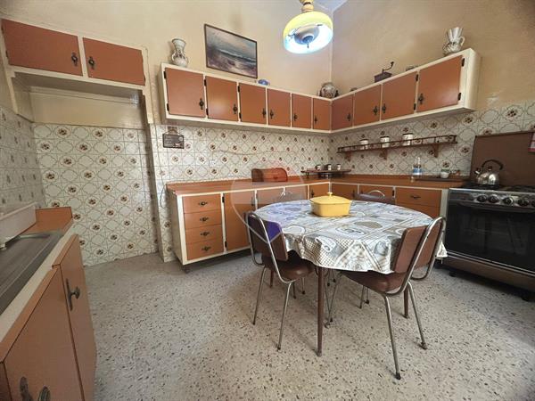 5 bedroom Townhouse for sale in Qormi - €560,000 - 291m²