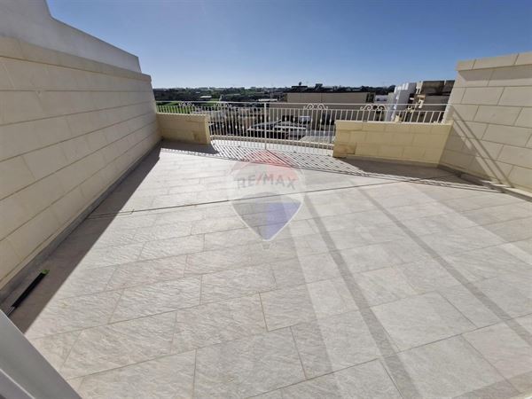 Tarxien Penthouse