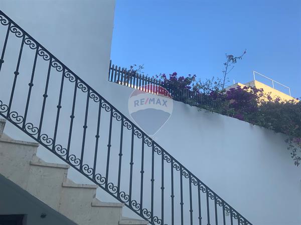 6 bedroom Villa Semi-detached to rent in Swieqi - €4,500 - 100m²