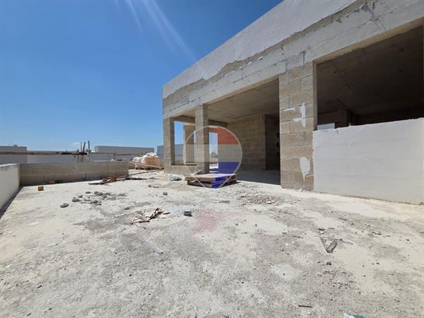3 bedroom Penthouse for sale in Iklin - €1,100,000 - 200m²