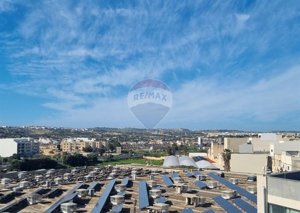 Недвижимость в Qormi