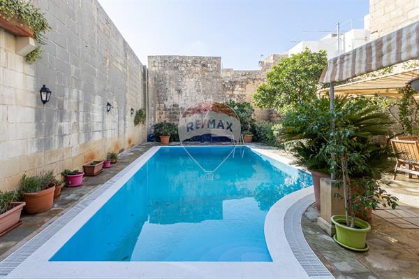 3 bedroom House of Character for sale in Birkirkara - €1,600,000 - 600m²