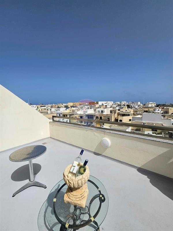 2 bedroom Penthouse to rent in Għargħur - €1,700 - 88m²