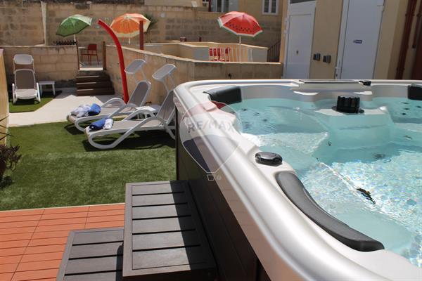 Boutique hotel for sale in Qormi