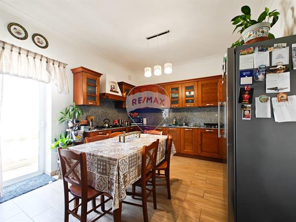 3 bedroom Apartment for sale in Balzan - €425,000 - 109m²