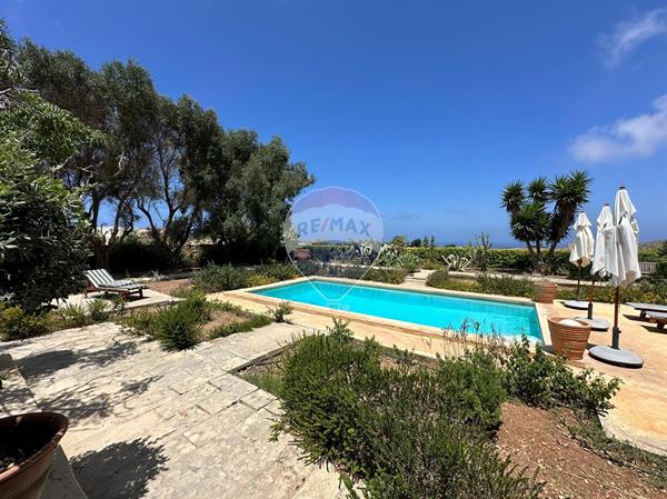 Gozo - Gharb Farmhouse - Image 1