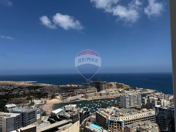 Apartment in San Ġiljan from Remax-malta.com – €3,750