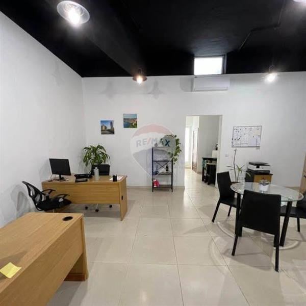 Proprjetà f' Qormi