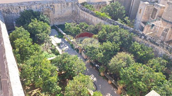 Palazzo in Ħal Tarxien from Remax-malta.com – €2,500,000