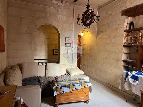2 bedroom Maisonette for sale in Msida - €319,000 - 111m²