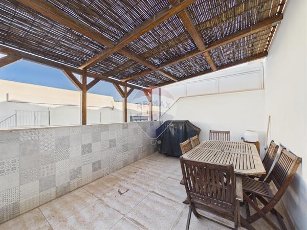 3 bedroom Maisonette for sale in Fgura - €420,000 - 120m²