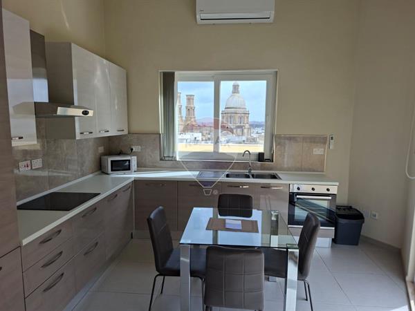 1 bedroom Penthouse to rent in Ħamrun - €1,350