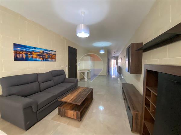 3 bedroom Apartment to rent in Victoria (Rabat) - €1,000