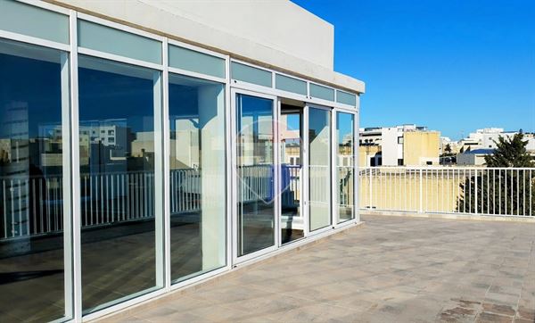 Office block to rent in Santa Venera