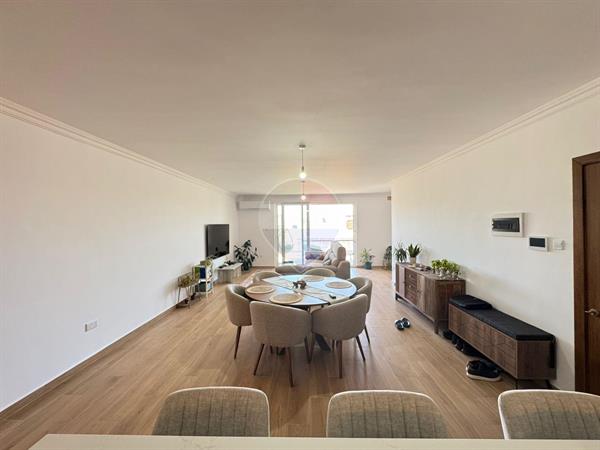 Iklin Apartment - Image 1