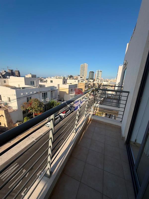 Swieqi Apartment - Image 1
