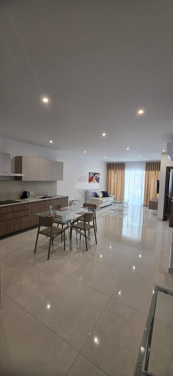 Luqa Apartment - Image 1
