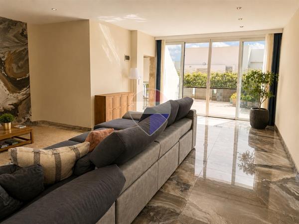 Penthouse in Ħal Lija from Remax-malta.com – €790,000