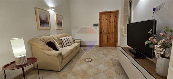 Apartment in Iż-Żebbuġ from Remax-malta.com – €900