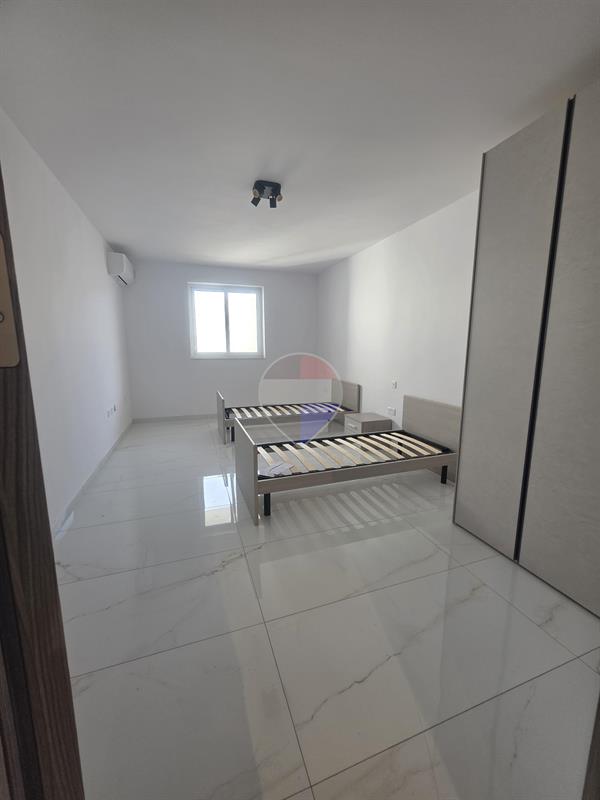 Maisonette in San Ġwann from Remax-malta.com – €2,000