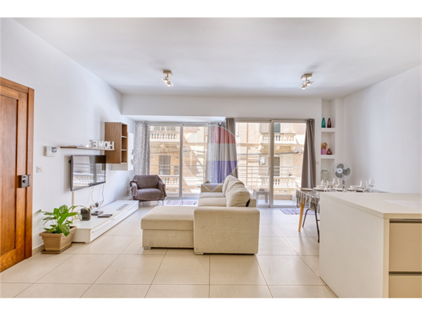 Apartment in Tas-Sliema from Remax-malta.com – €1,800