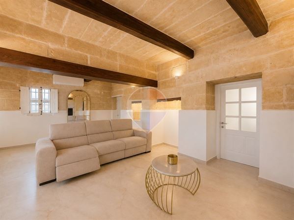 Farmhouse in Birżebbuġa from Remax-malta.com – €1,595,000