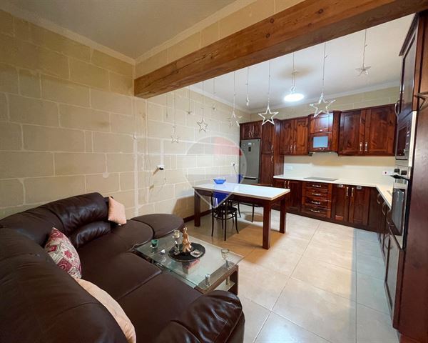 Apartment in Iż-Żebbuġ from Remax-malta.com – €265,000