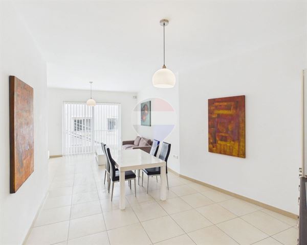 Apartment in Tas-Sliema from Remax-malta.com – €1,800