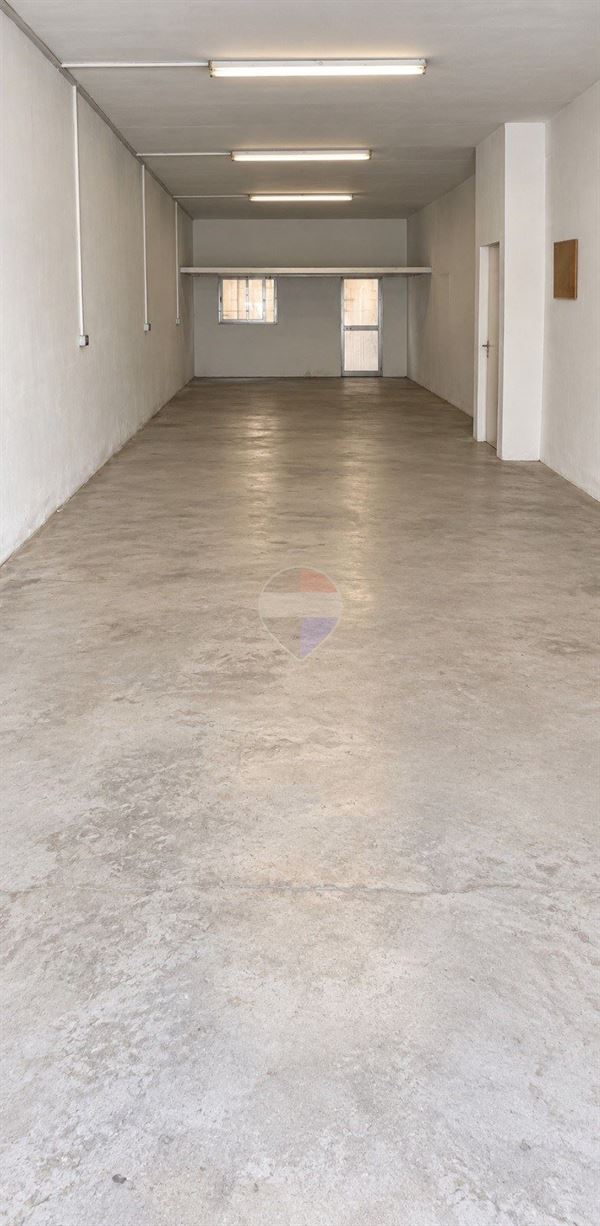 Garage (Residential) in San Pawl il-Baħar from Remax-malta.com – €458,000