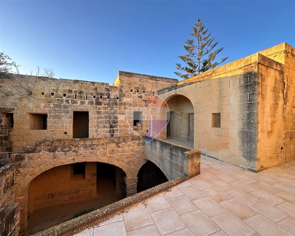 Ejendom i Għarb