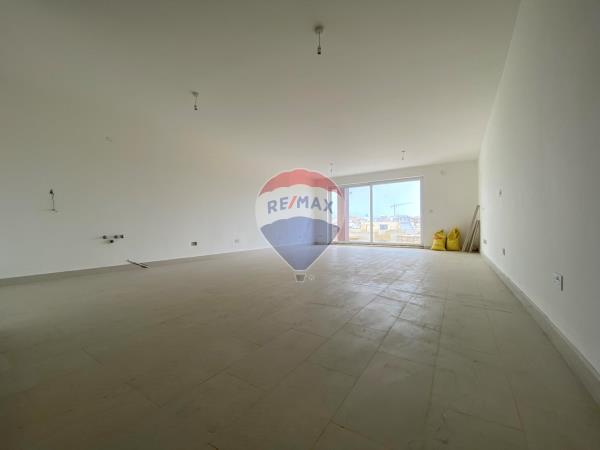 3 bedroom Penthouse for sale in Balzan - €610,000 - 176m²