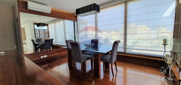 2 bedroom Penthouse to rent in St. Julian's - €2,500 - 120m²