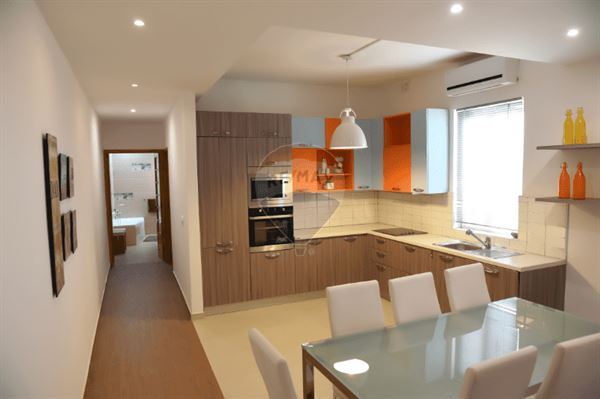 Gzira Apartment - Image 1