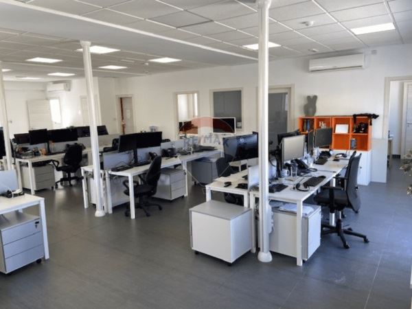 Office space to rent in Sliema