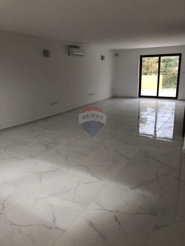 Office space to rent in Msida